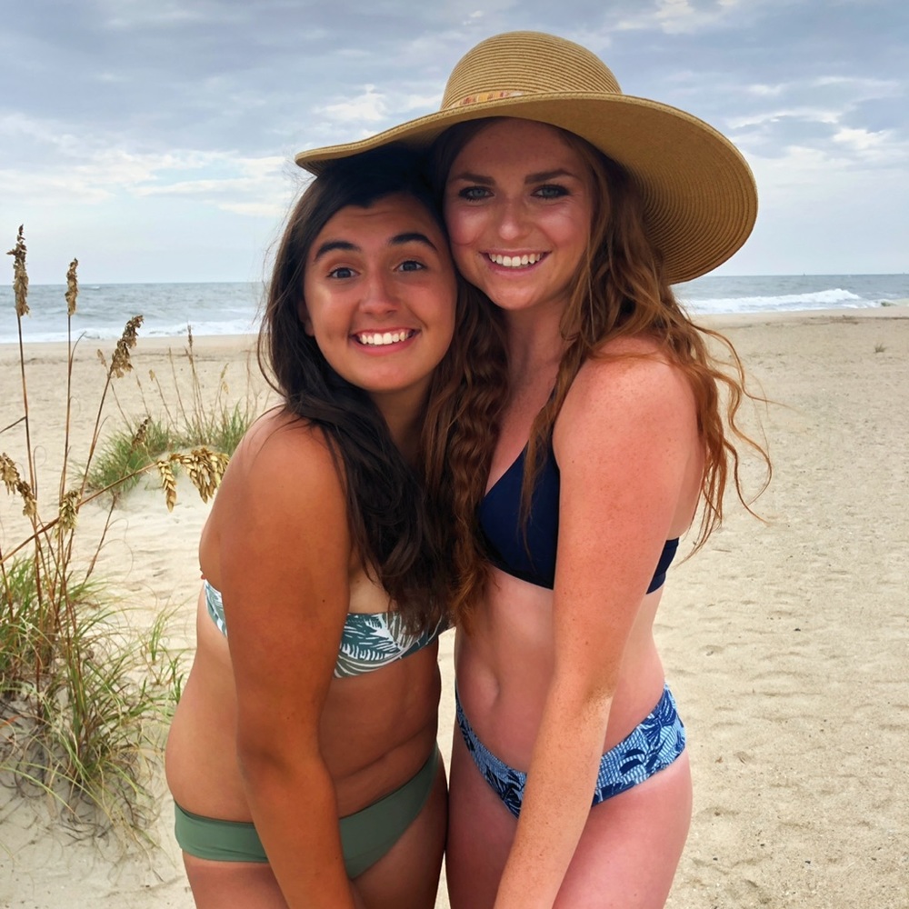 Floppy beach hat - Picture 3 of 5